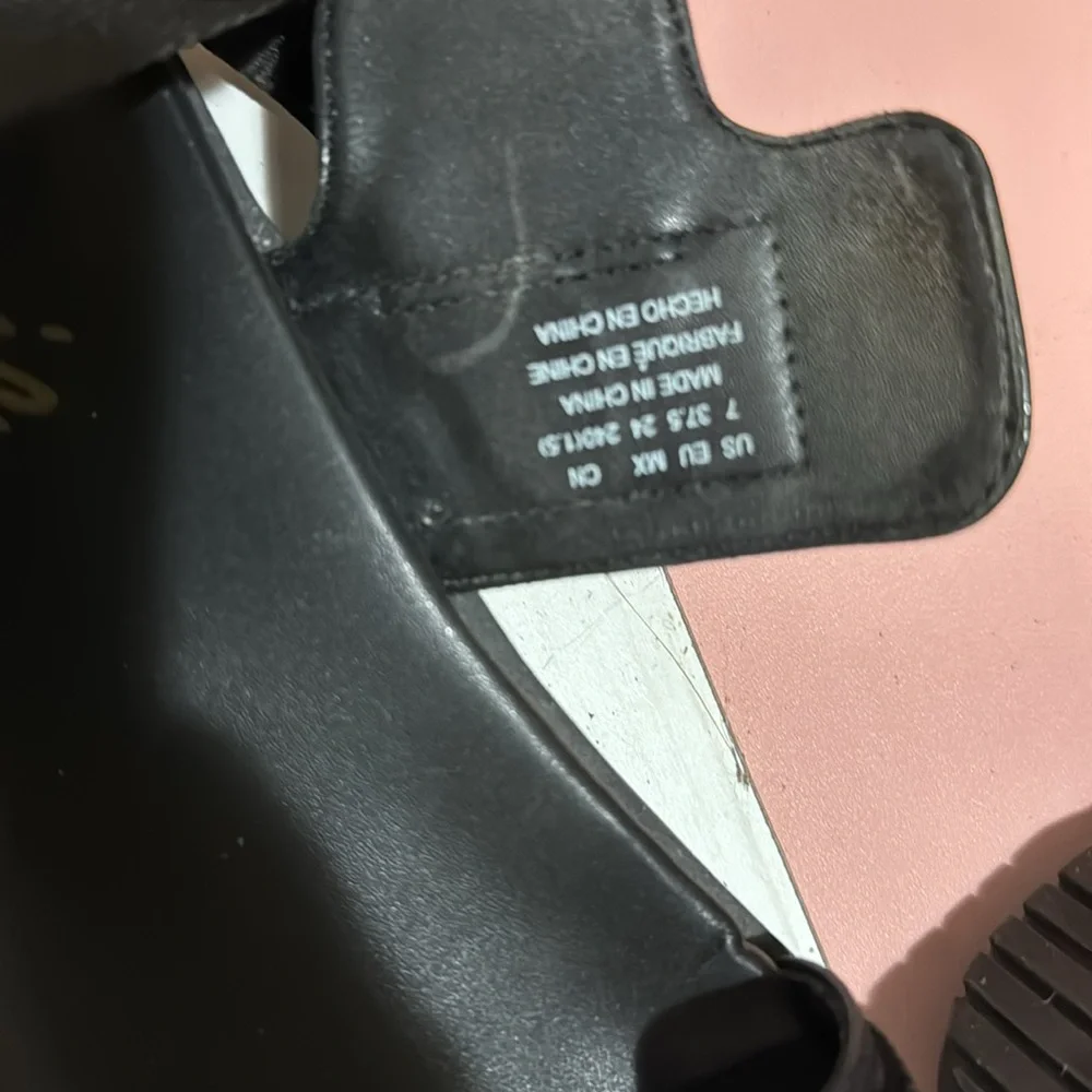 Aerie Black Women's Sandals - Picture 6 of 7